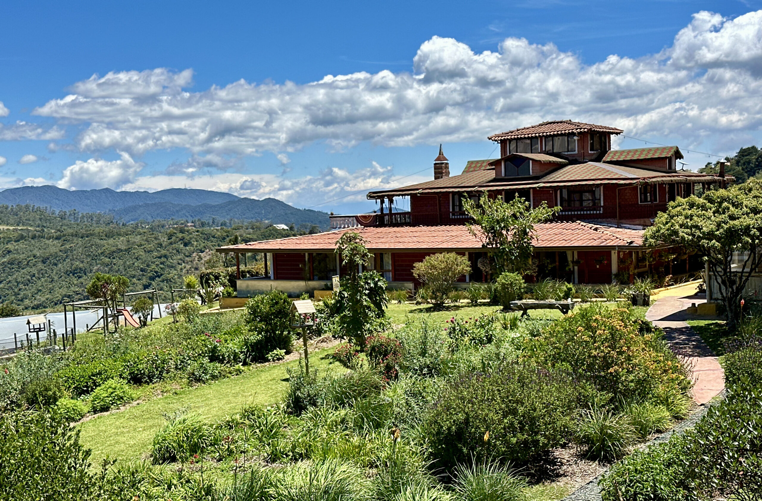 Vista principal de la Posada Misia Bernarda
